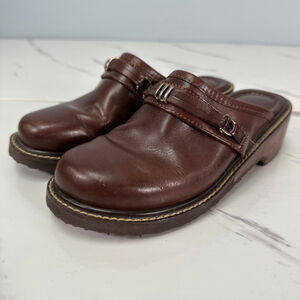 2000s Vintage Wood Heel Brown Leather Clog 5